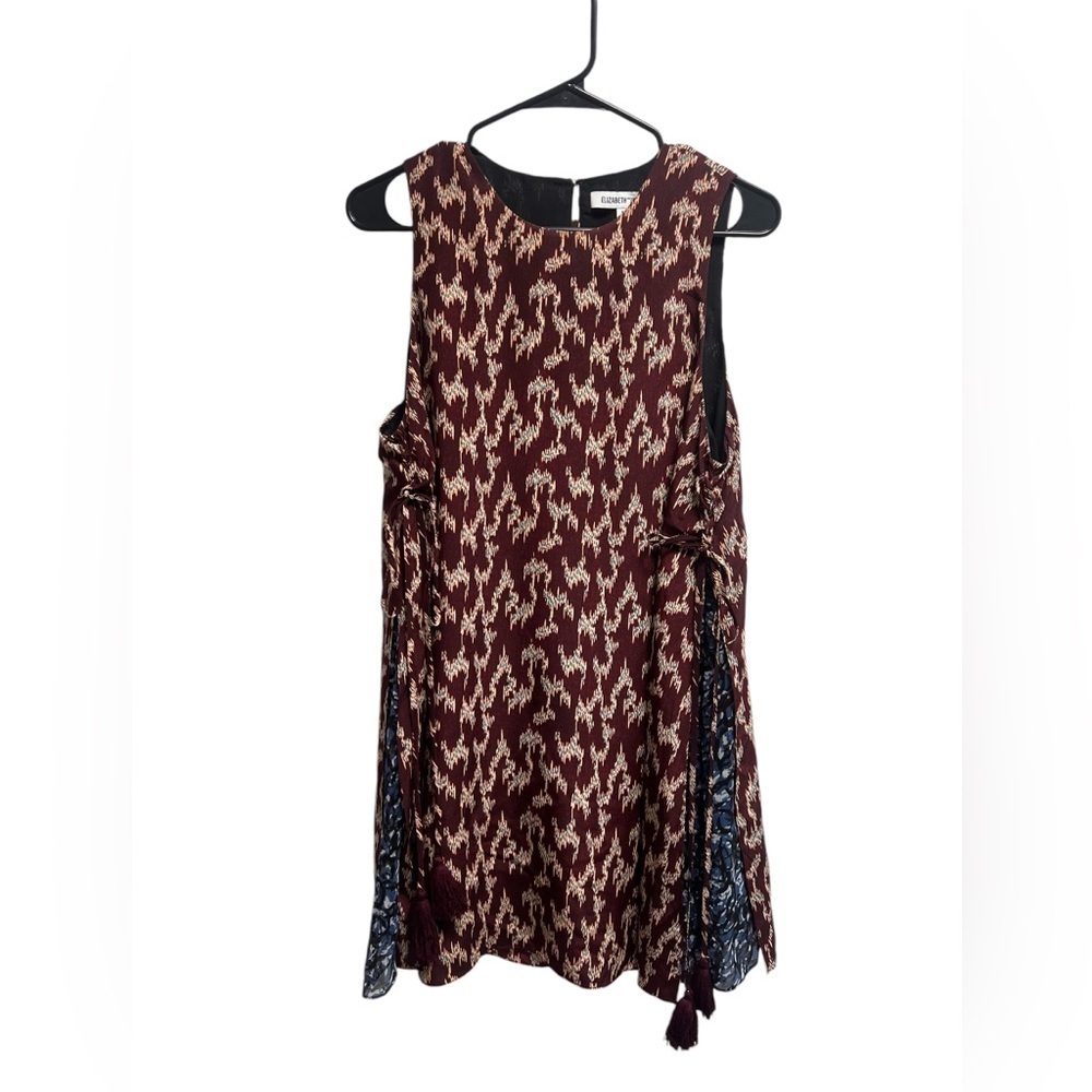ELIZABETH AND JAMES Women’s Multi Pattern Sleeveless Shift Dress - Medium
